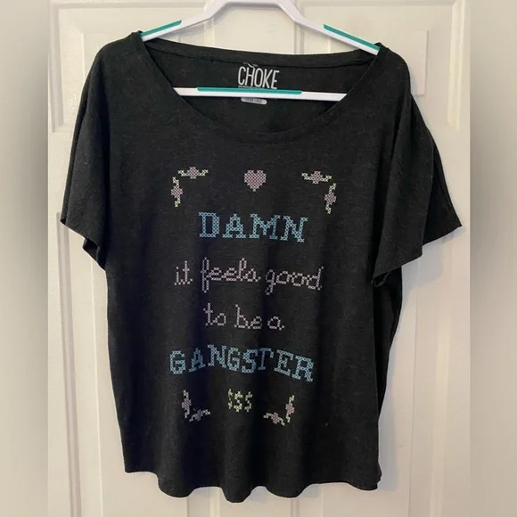 XL Perfect Condition Damn it feels good to be a gangster in cross stitch!😂🤣😂🤣 - Picture 8 of 11